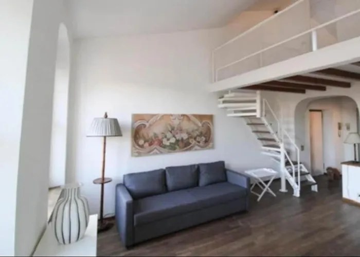 Penthouse In The Center Of - Bookable Parking Space Appartamento